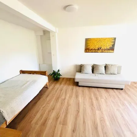 Luxurioese Ferienwohnung In Idyllischer Lage Bassum